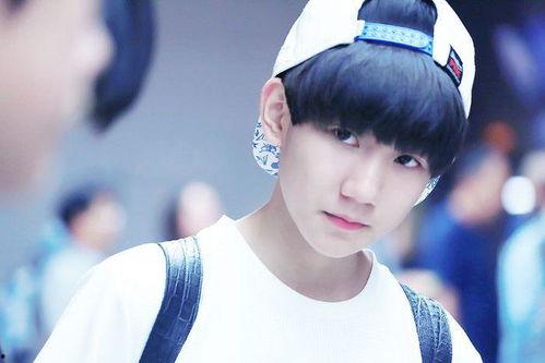 王源明星爆料娱乐圈恋爱,娱乐圈恋爱背后的真实故事 第2张 王源明星爆料娱乐圈恋爱,娱乐圈恋爱背后的真实故事 第2张